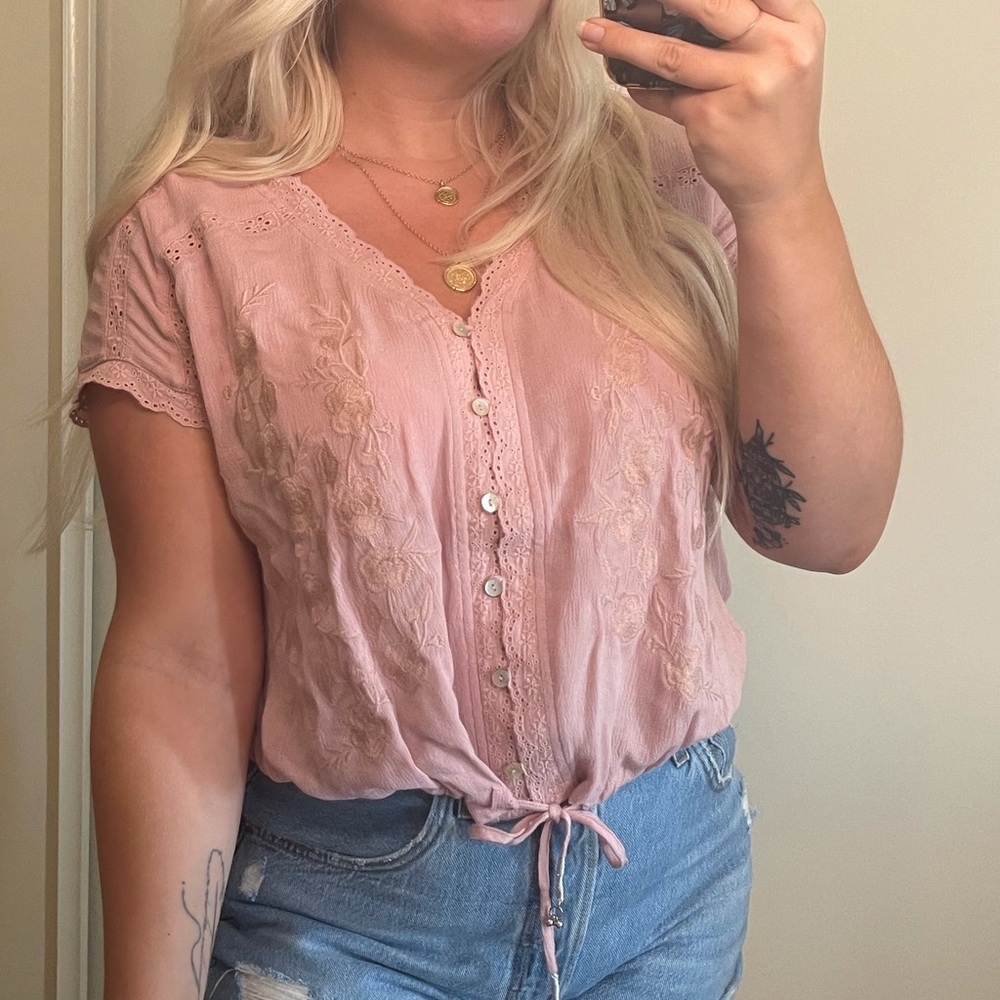 Floral embroidery top